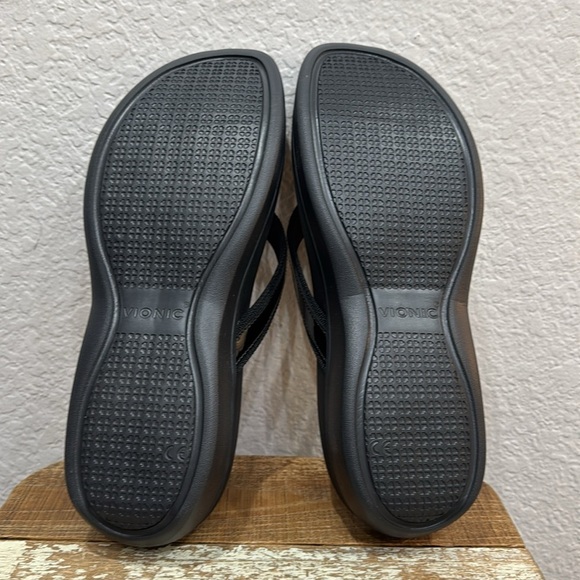 Vionic High Tide ll Black Patent Platform Size 13 - Picture 6 of 7